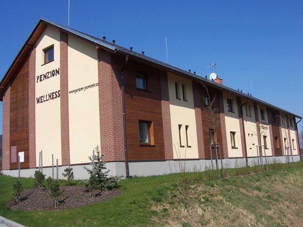 Penzion Jecminek Červená Voda Exteriör bild