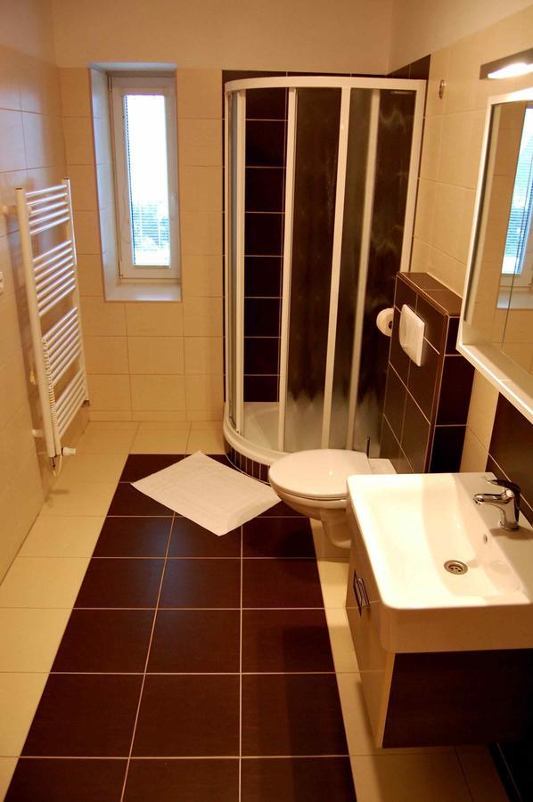 Penzion Jecminek Červená Voda Exteriör bild